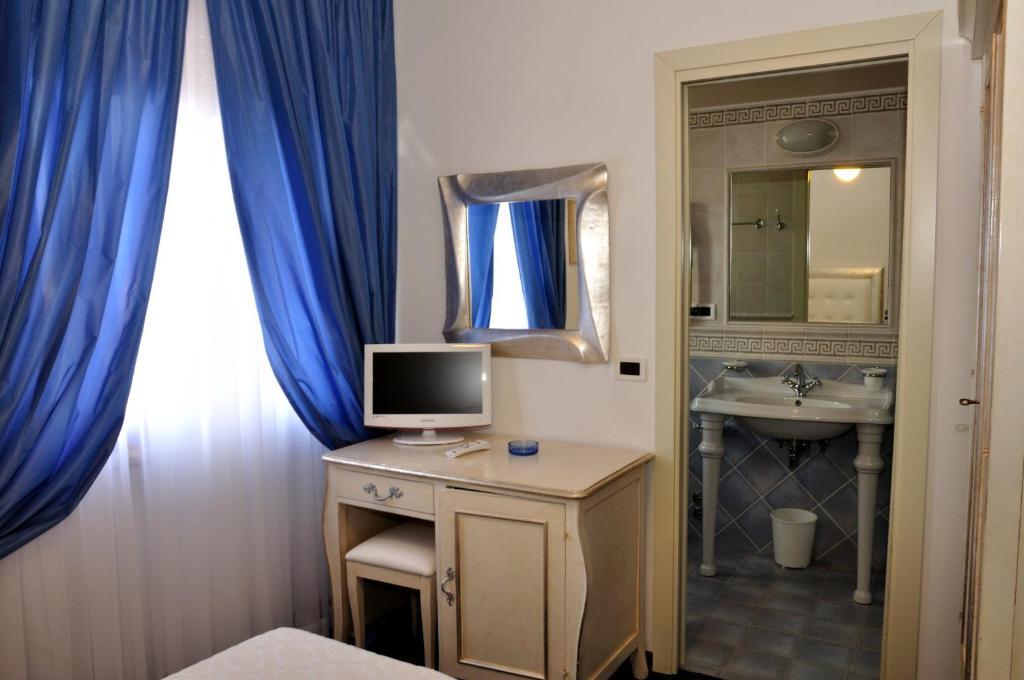 Hotel Tirreno Forte dei Marmi Dış mekan fotoğraf