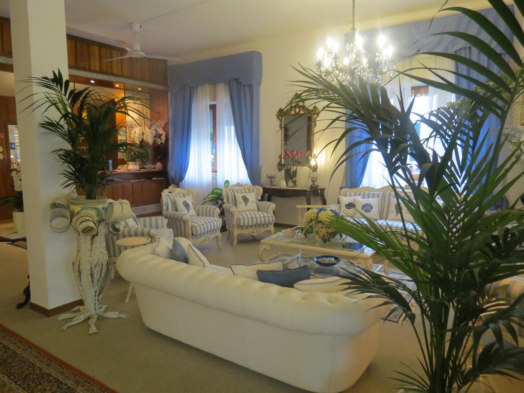 Hotel Tirreno Forte dei Marmi Dış mekan fotoğraf