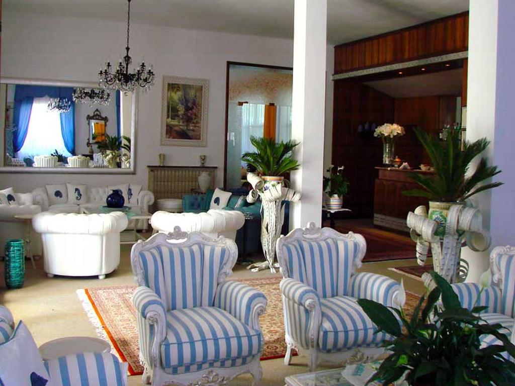 Hotel Tirreno Forte dei Marmi Dış mekan fotoğraf