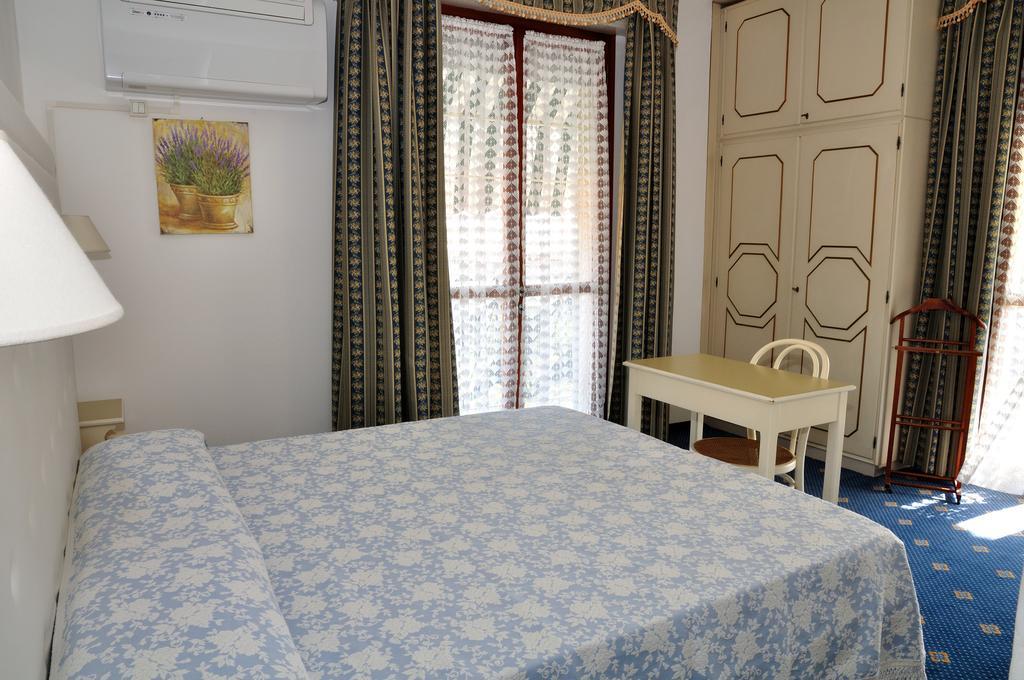 Hotel Tirreno Forte dei Marmi Dış mekan fotoğraf