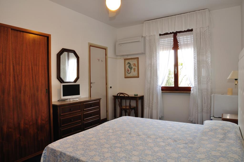 Hotel Tirreno Forte dei Marmi Dış mekan fotoğraf