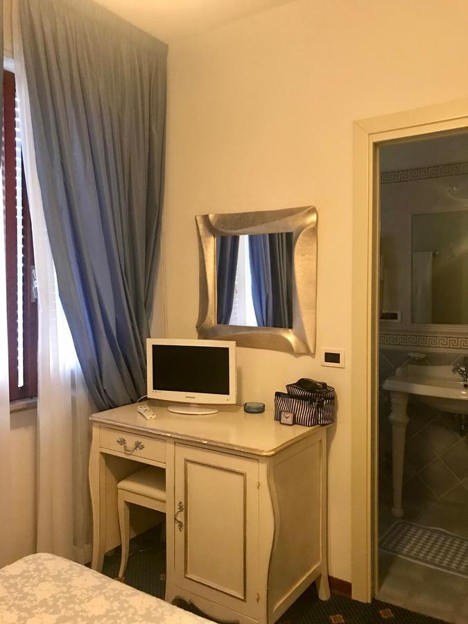 Hotel Tirreno Forte dei Marmi Dış mekan fotoğraf