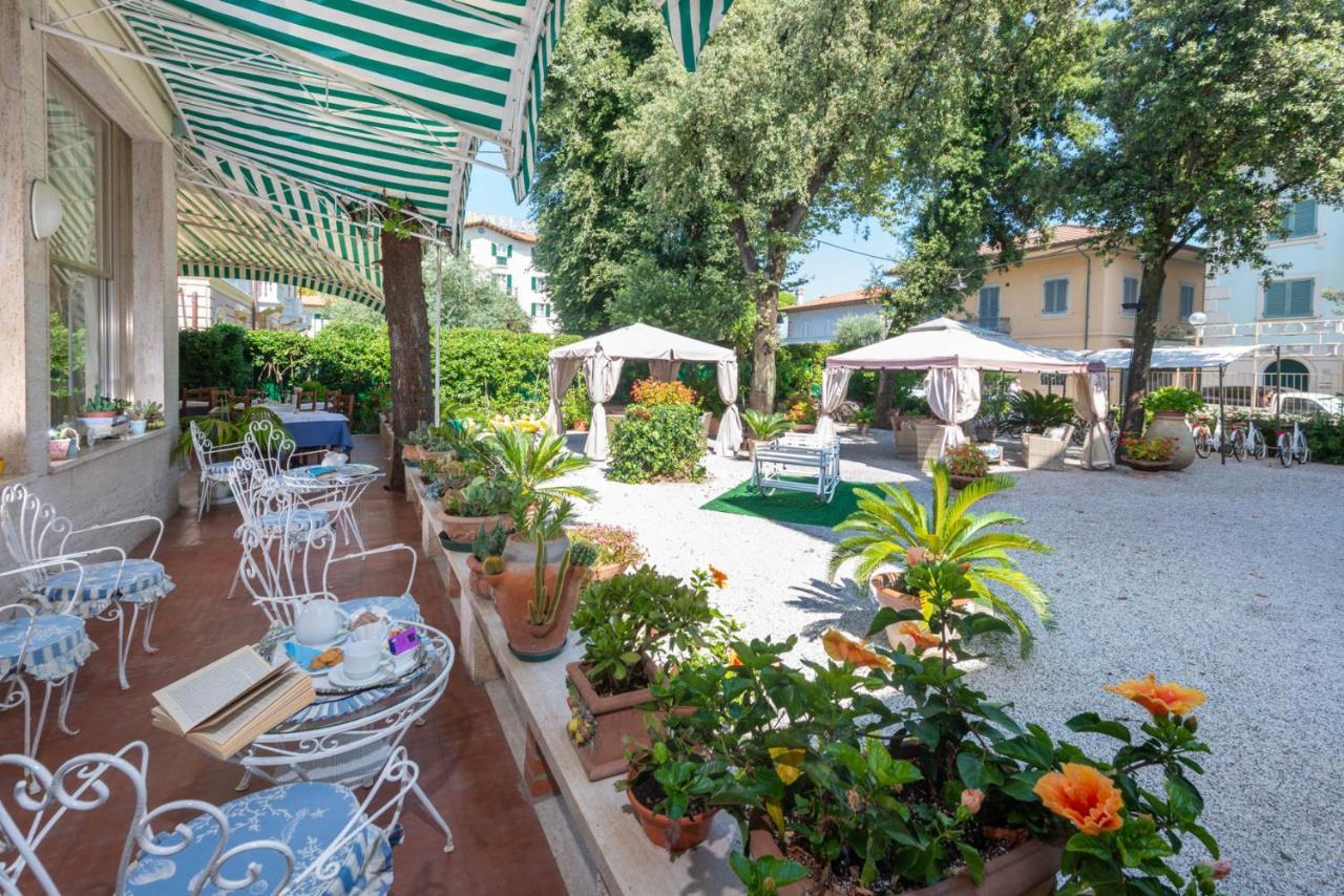 Hotel Tirreno Forte dei Marmi Dış mekan fotoğraf